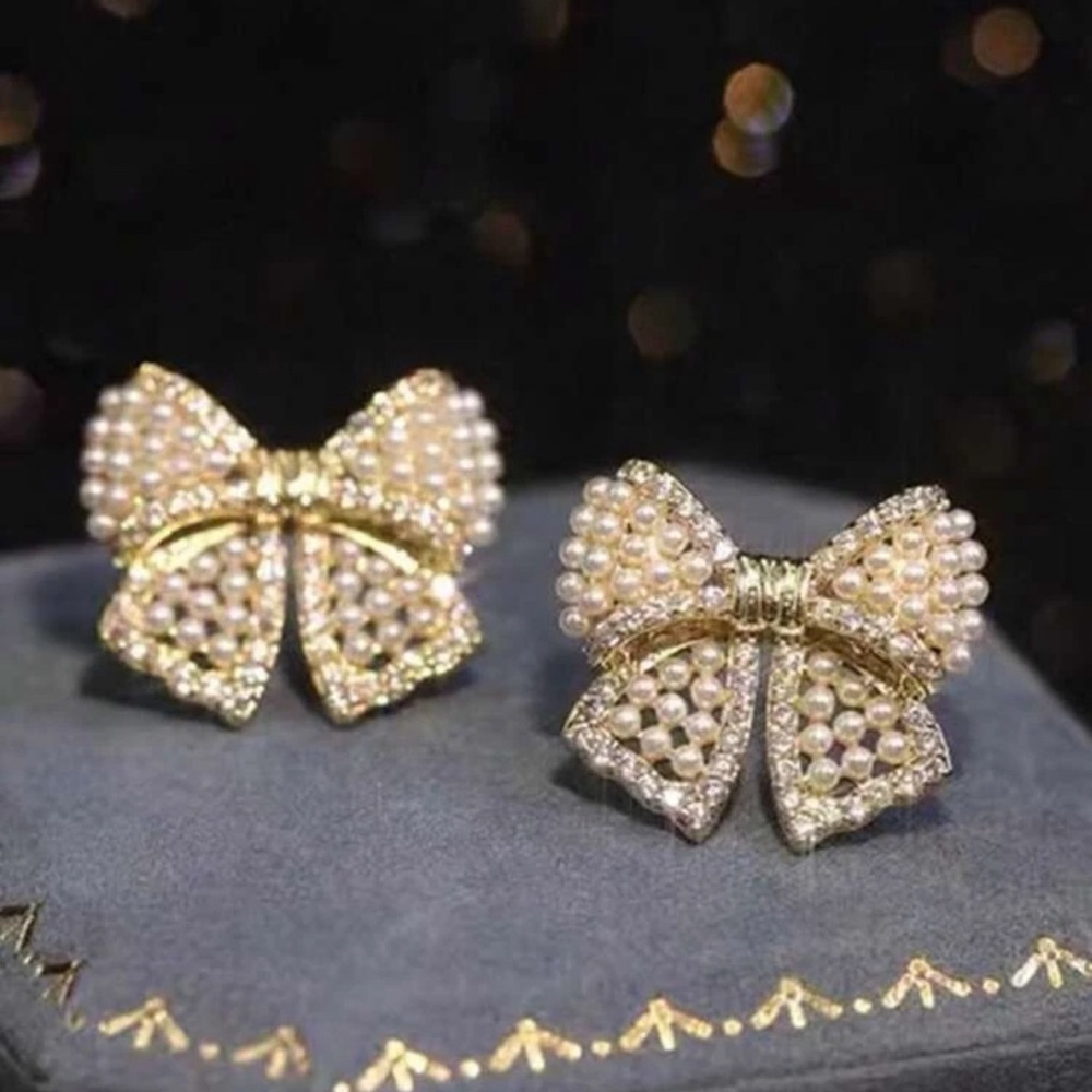 NEW Gold Tone Pearl Bow Stud Earrings